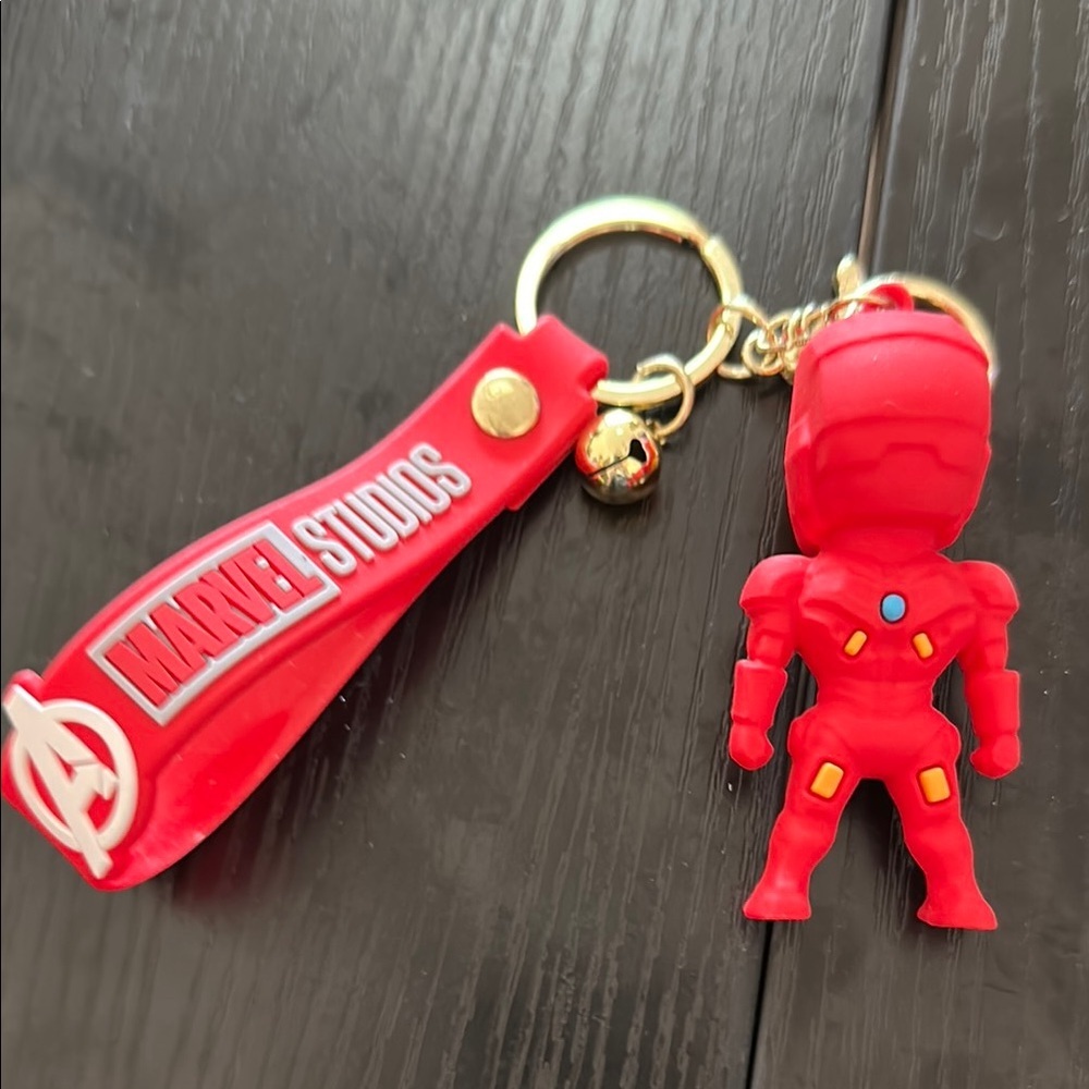 Marvel Avengers Iron Man silicone keychain​ - Picture 2 of 2